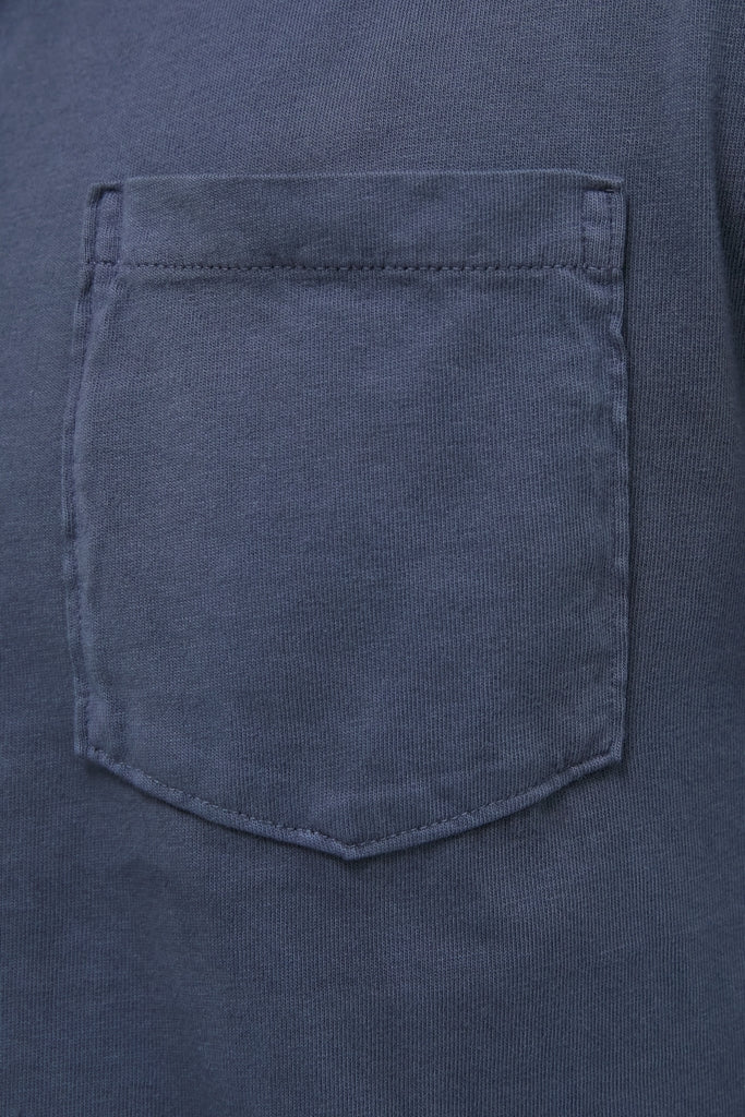 #color_washed navy